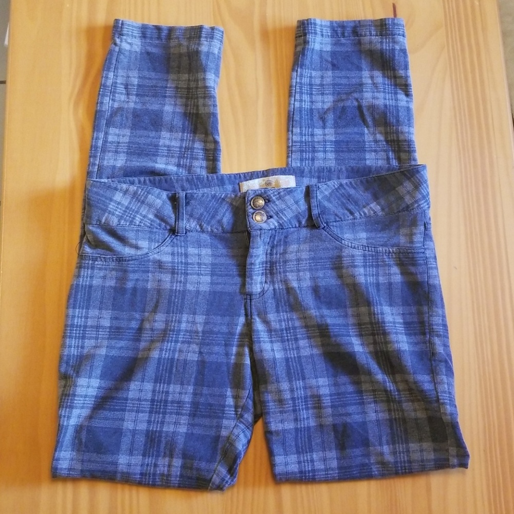 American Rag Plaid Pants - Picture 4 of 5